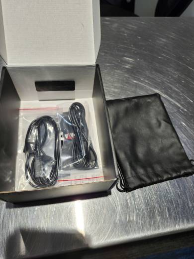 Xvive Audio - XVIVE-U4R2 2